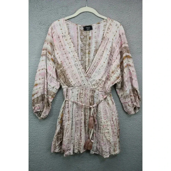 Vici 3/4 Dolman Sleeves V-Neck Gold Metallics Mini Dress-Medium-Boho-Belted - Picture 1 of 12
